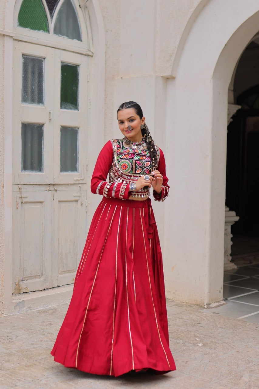 SHIVTRAA’S TOP HIT NAVRATRI LEHENGA CHOLI COLLECTION – 2025 🌟