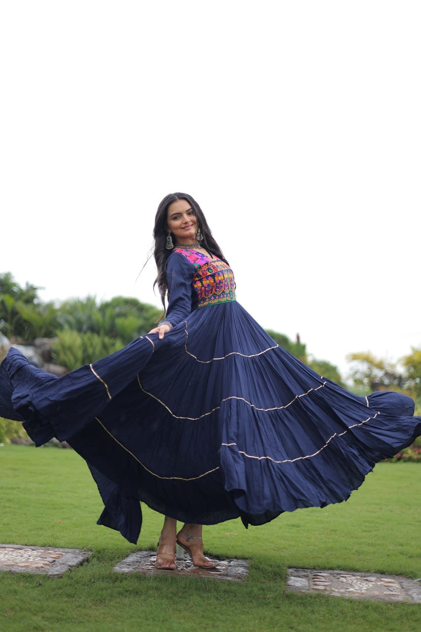 π SHIVTRAA DESIGNER NAVRATRI GOWN COLLECTIONS 2025 ππ»