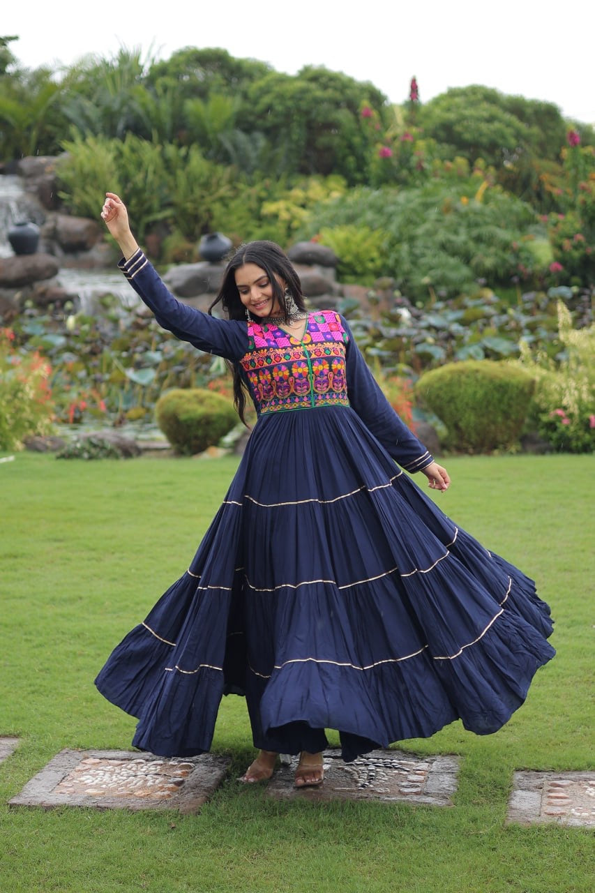 π SHIVTRAA DESIGNER NAVRATRI GOWN COLLECTIONS 2025 ππ»