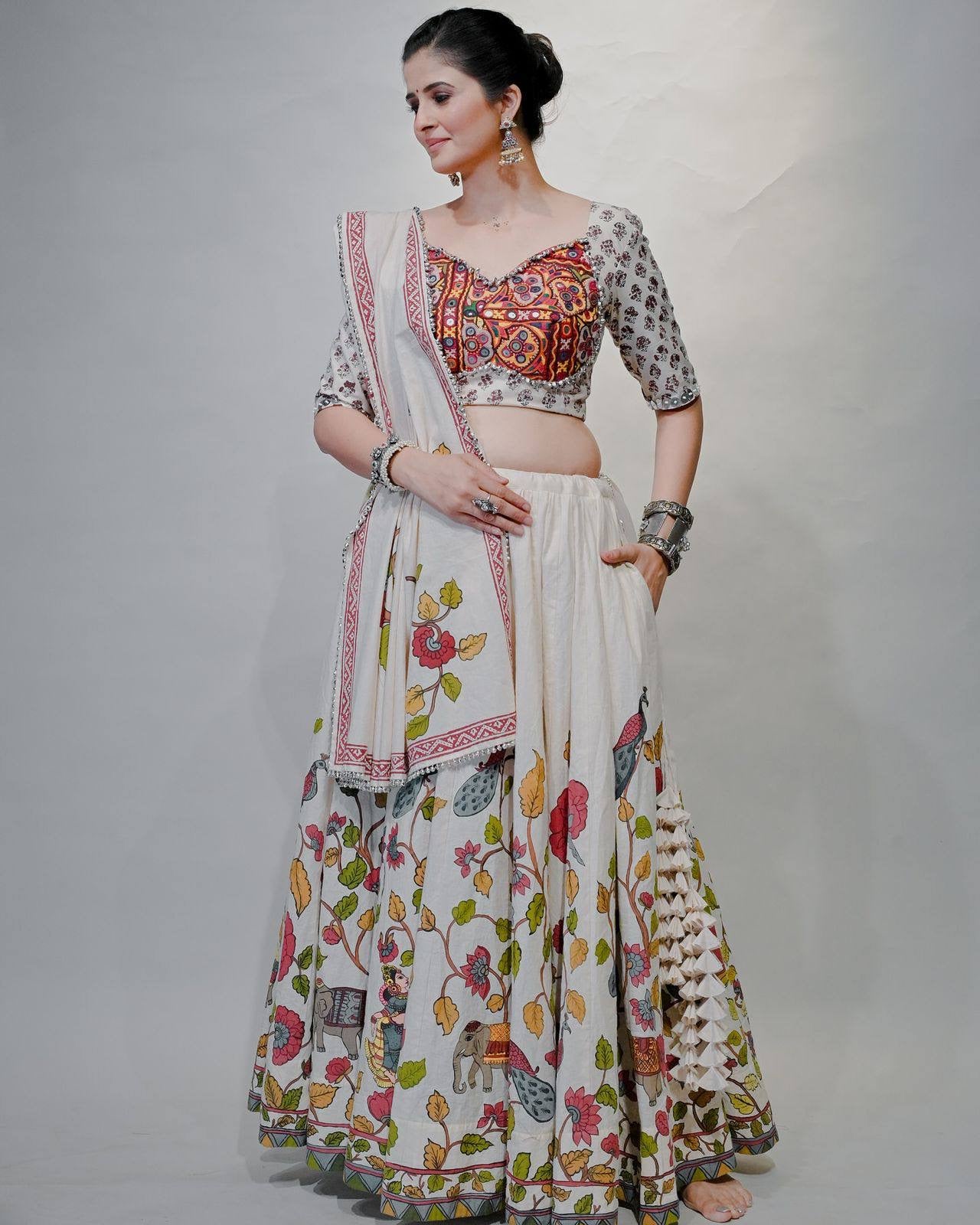 Shivtraa Lux Presents Big Flair 6 Meter Navratri Special Lehenga Choli, Feel the Festive Spirit.