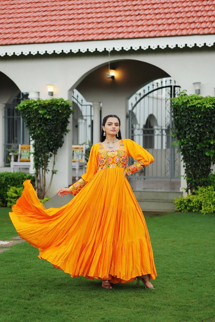 ππ» SHIVTRAA LUXURY CUSTOM DESIGNER NAVRATRI COLLECTION 2025