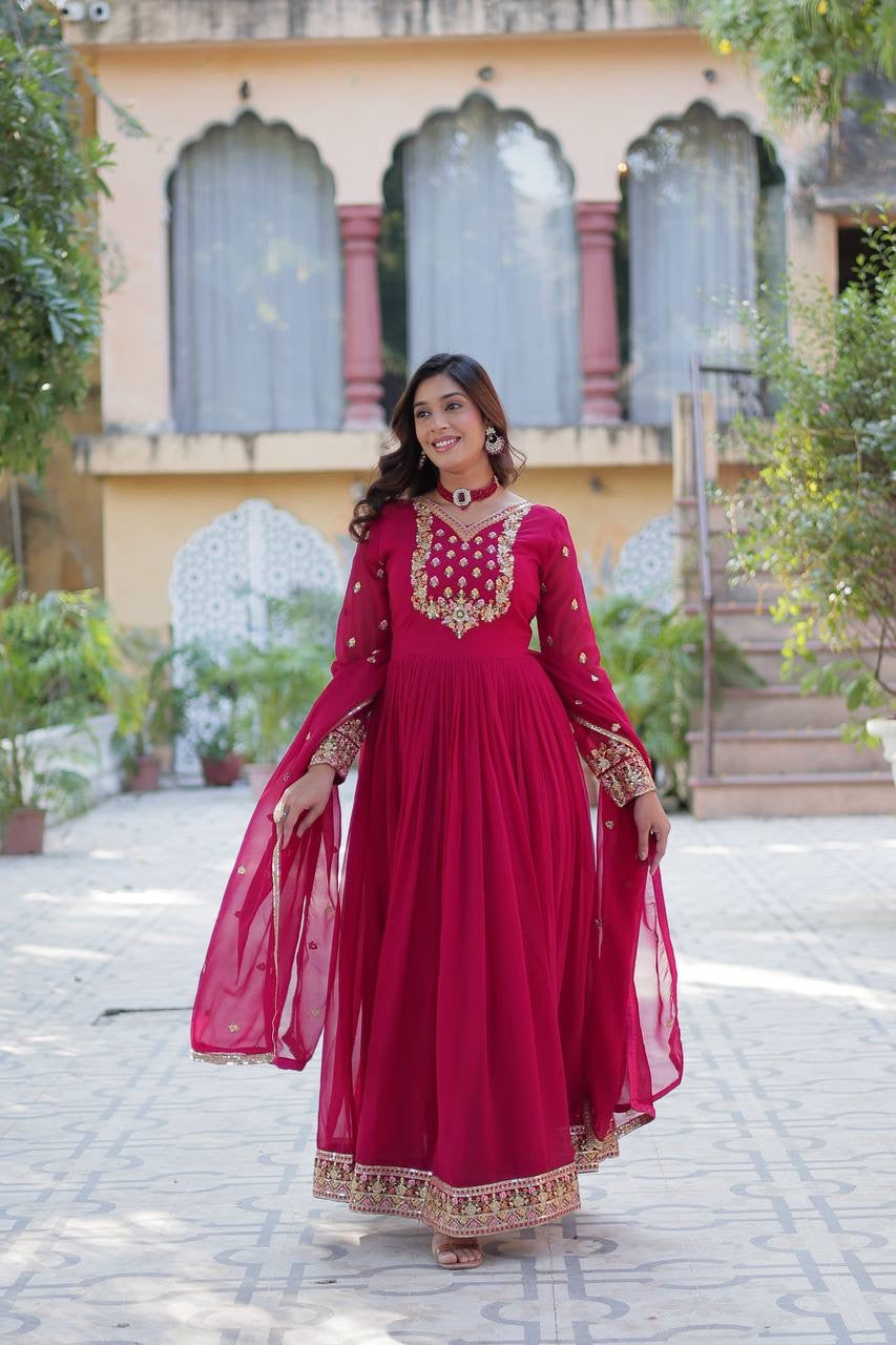SHIVTRAA LUX GOWN-WITH-DUPATTA COLLECTIONS 2025 💃🏼