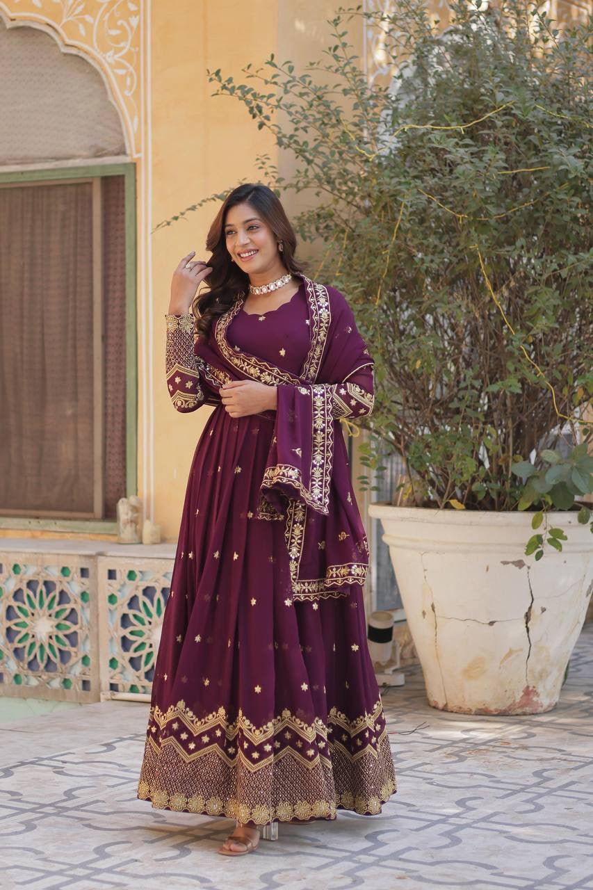 💃 Introducing the Shivtraa Lux Premium Designer Readymade Gown Collection 2025! 👜