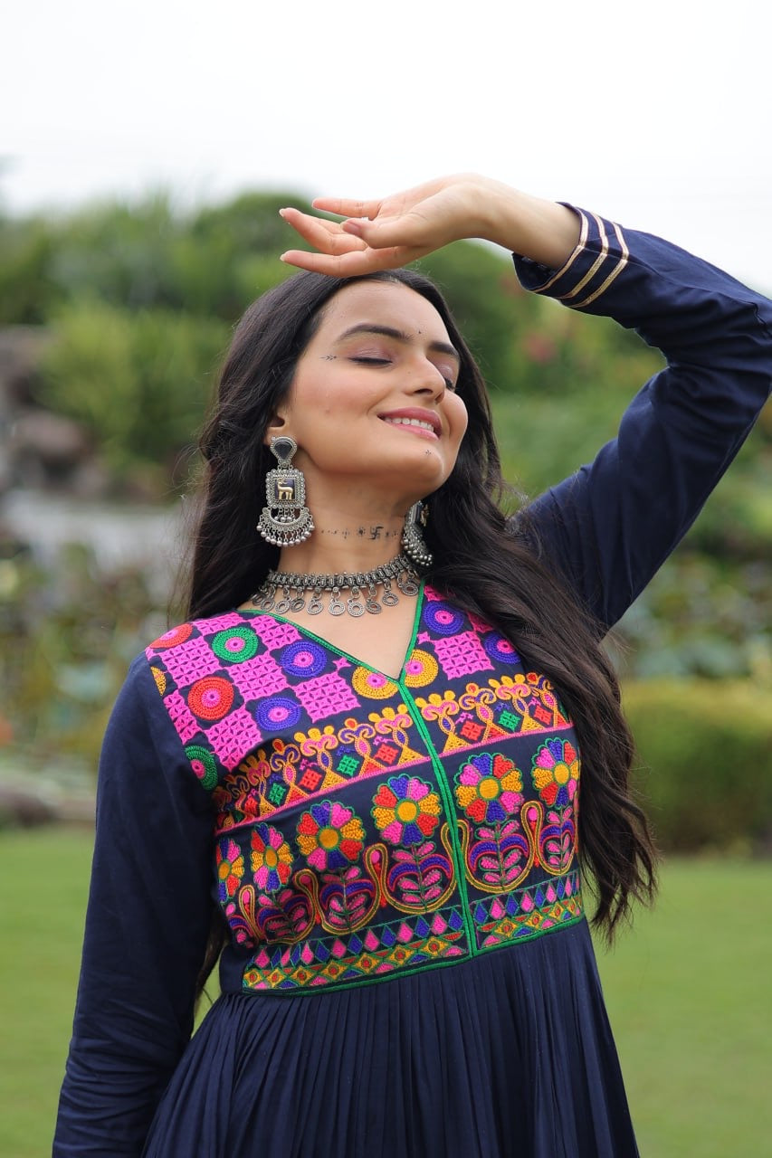 π SHIVTRAA DESIGNER NAVRATRI GOWN COLLECTIONS 2025 ππ»
