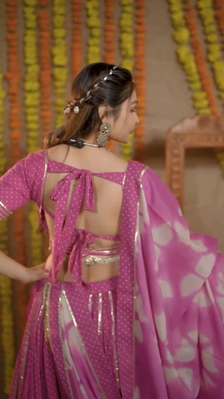 Introducing Our Navratri Special Lehenga Choli Set With a Grand 6 Meter Flair, Designed for Every Garba Spin! 🌟