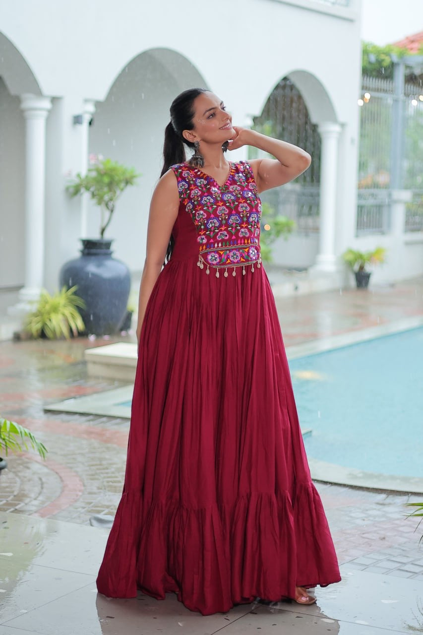 SHIVTRAA DESIGNER NAVRATRI LIGHTLY GOWN EASY WEAR COLLECTIONS – 2025 💃🏻