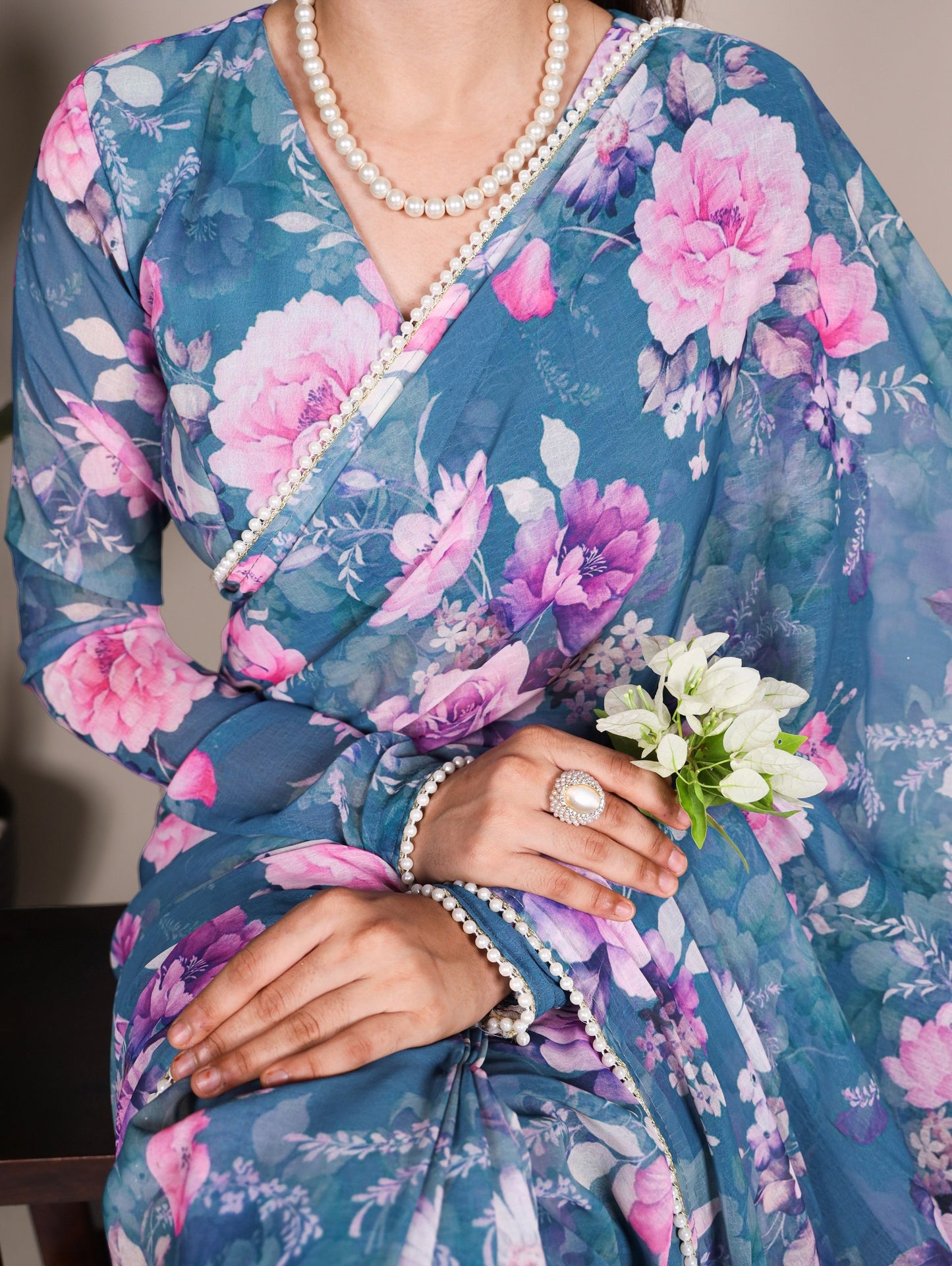 Shivtraa Lux: Refined beauty wrapped in pearls and prints 🪷