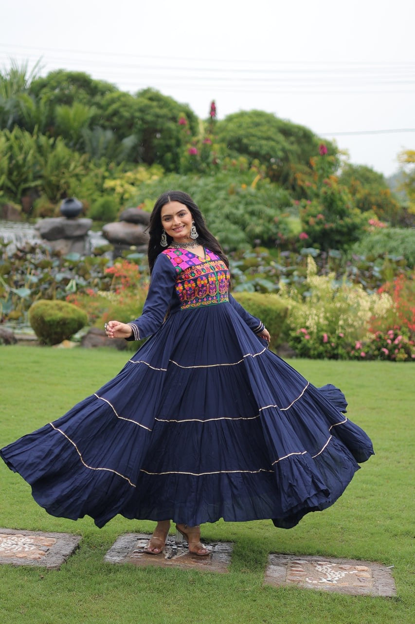 π SHIVTRAA DESIGNER NAVRATRI GOWN COLLECTIONS 2025 ππ»