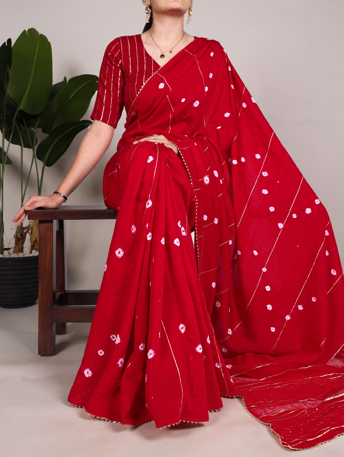 Introducing the Shivtraa Lux - where elegance meets ethereal charm in this enchanting Viscose Chanderi Saree!