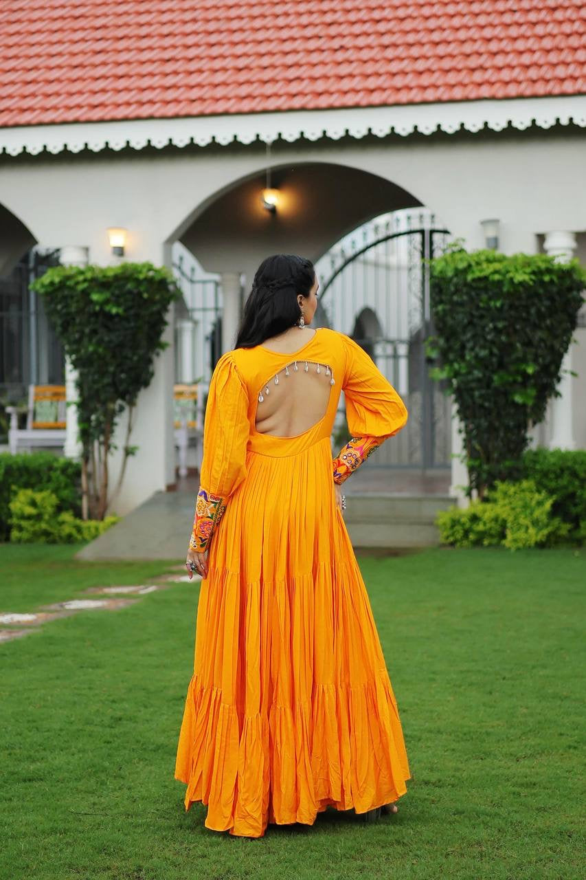ππ» SHIVTRAA LUXURY CUSTOM DESIGNER NAVRATRI COLLECTION 2025
