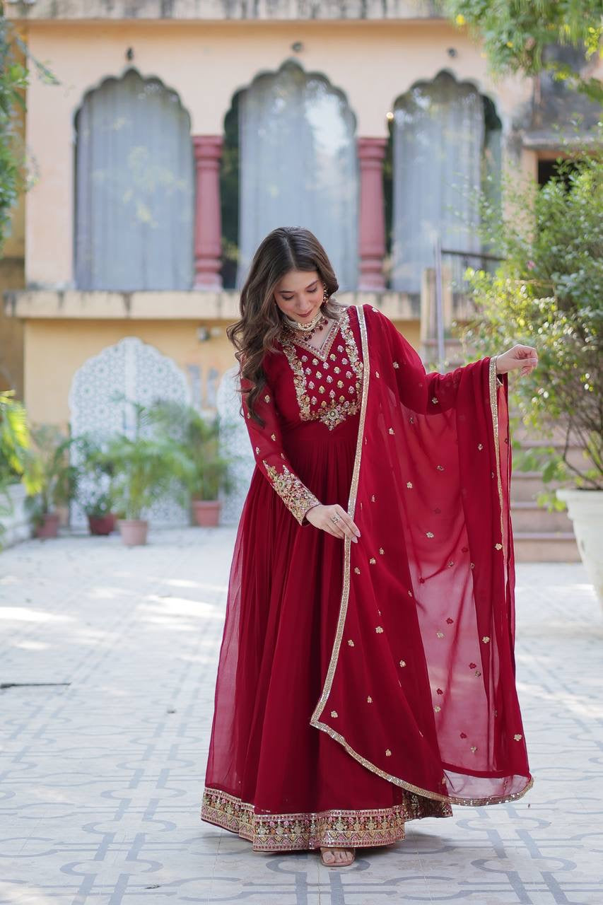 SHIVTRAA LUX GOWN-WITH-DUPATTA COLLECTIONS 2025 💃🏼