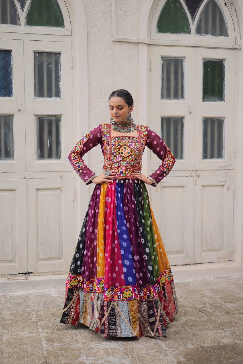SHIVTRAA TRENDING TOP NAVRATRI LEHENGA COLLECTIONS – 2025 💃