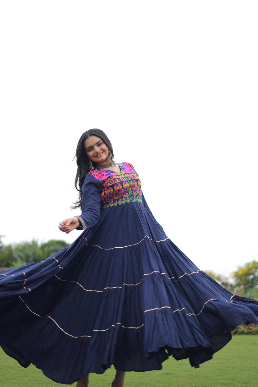 π SHIVTRAA DESIGNER NAVRATRI GOWN COLLECTIONS 2025 ππ»