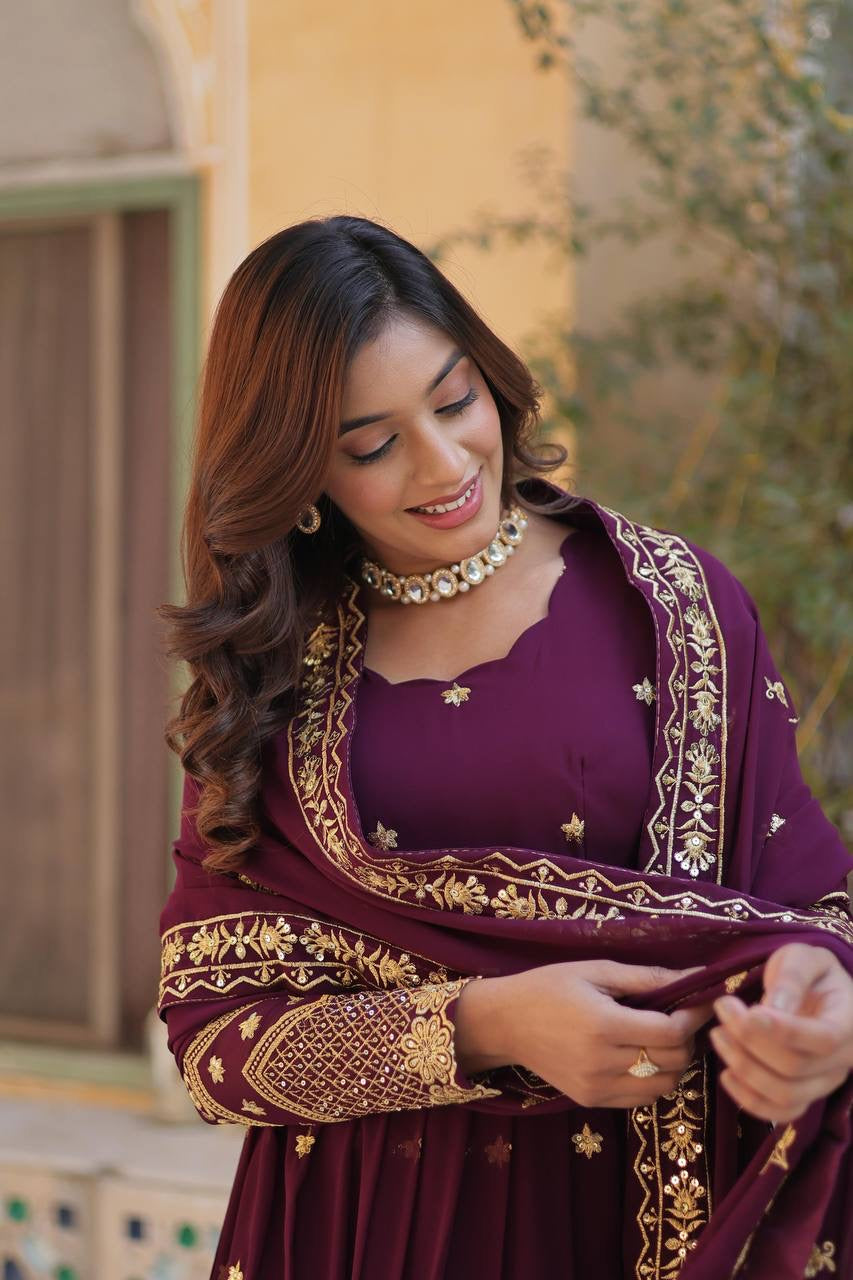 💃 Introducing the Shivtraa Lux Premium Designer Readymade Gown Collection 2025! 👜