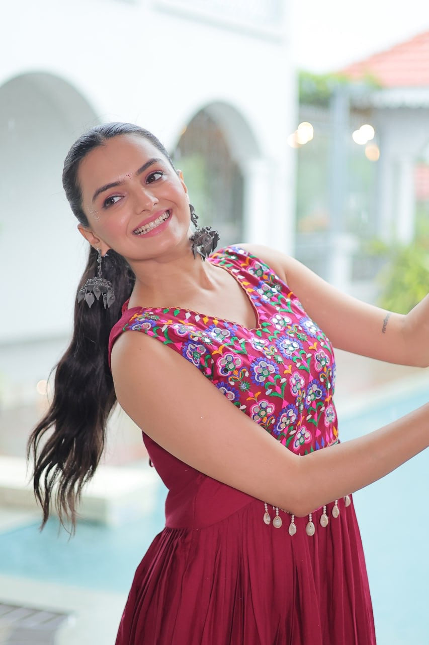 SHIVTRAA DESIGNER NAVRATRI LIGHTLY GOWN EASY WEAR COLLECTIONS – 2025 💃🏻