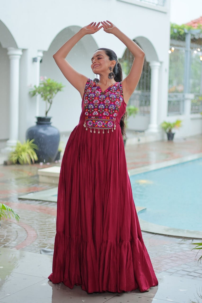 SHIVTRAA DESIGNER NAVRATRI LIGHTLY GOWN EASY WEAR COLLECTIONS – 2025 💃🏻
