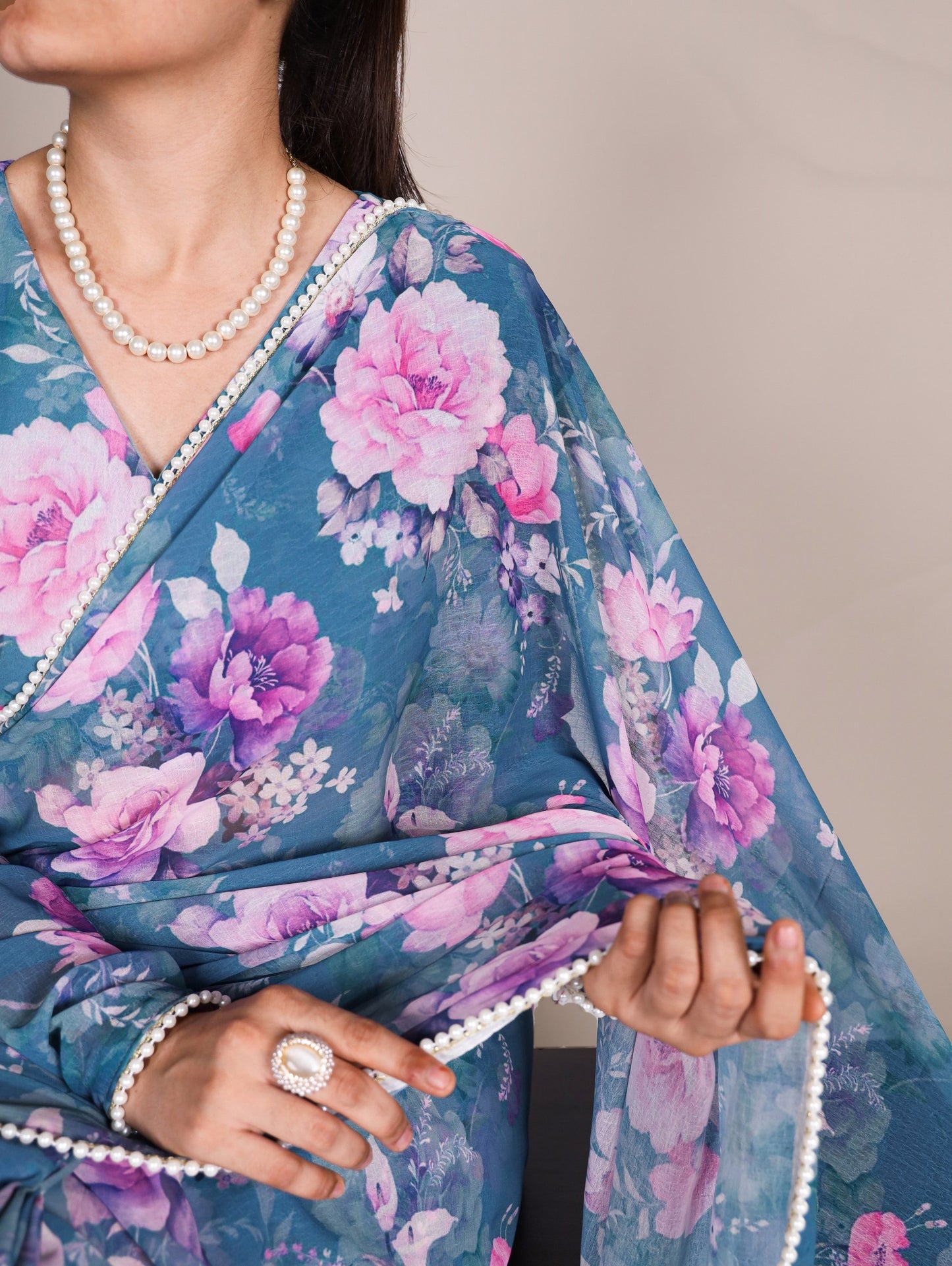 Shivtraa Lux: Refined beauty wrapped in pearls and prints 🪷