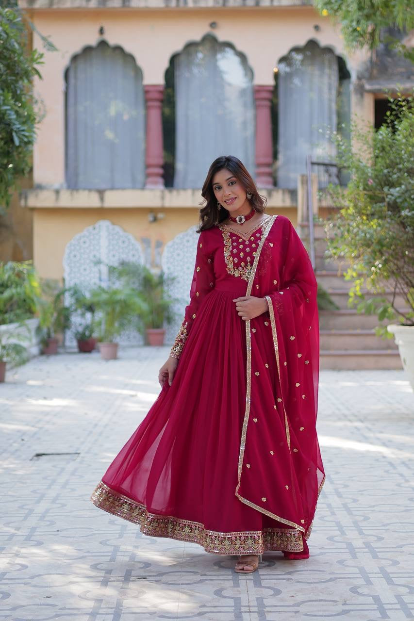 SHIVTRAA LUX GOWN-WITH-DUPATTA COLLECTIONS 2025 💃🏼