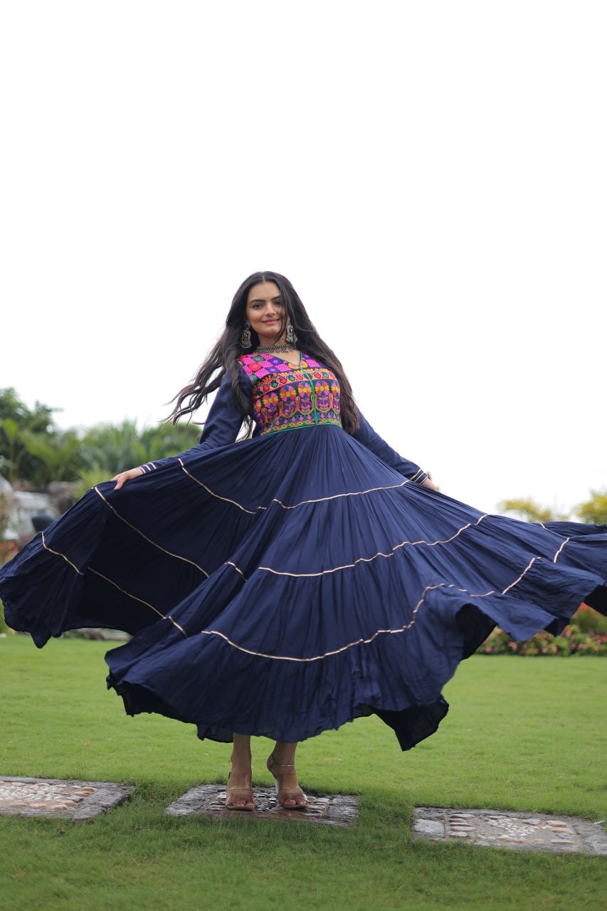 π SHIVTRAA DESIGNER NAVRATRI GOWN COLLECTIONS 2025 ππ»