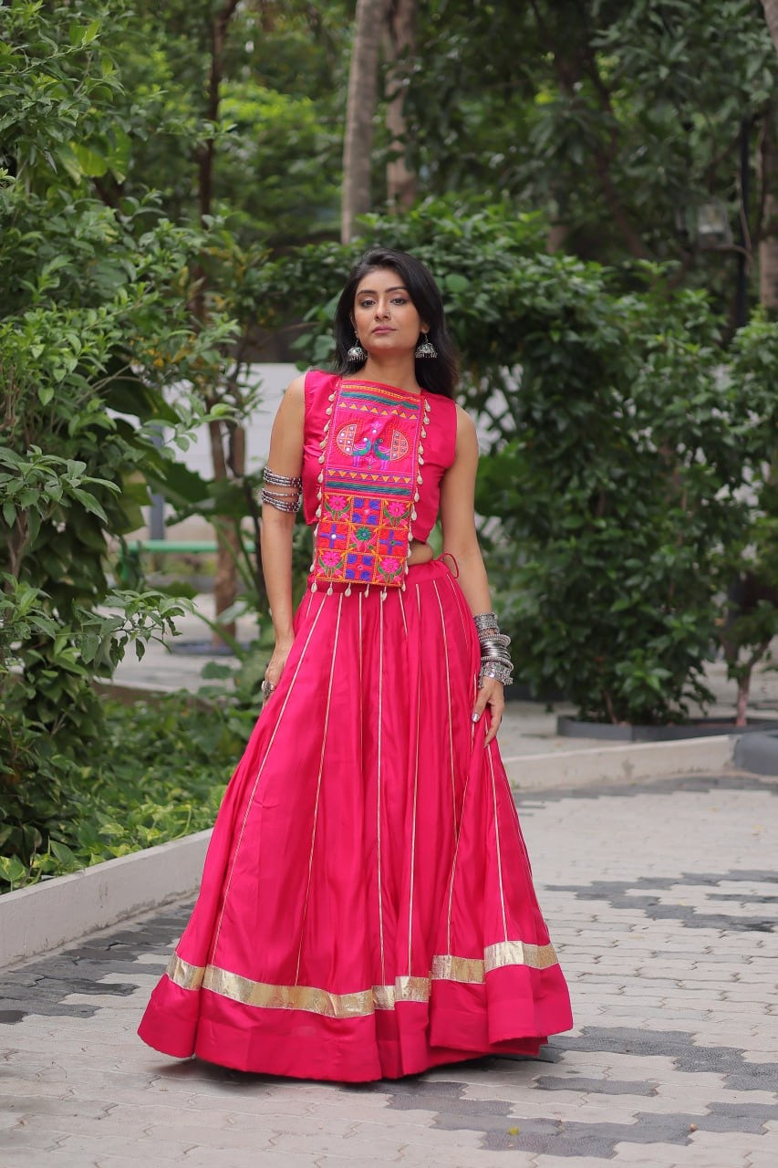 SHIVTRAA DESIGNER NAVRATRI LEHENGA CHOLI COLLECTIONS – 2025