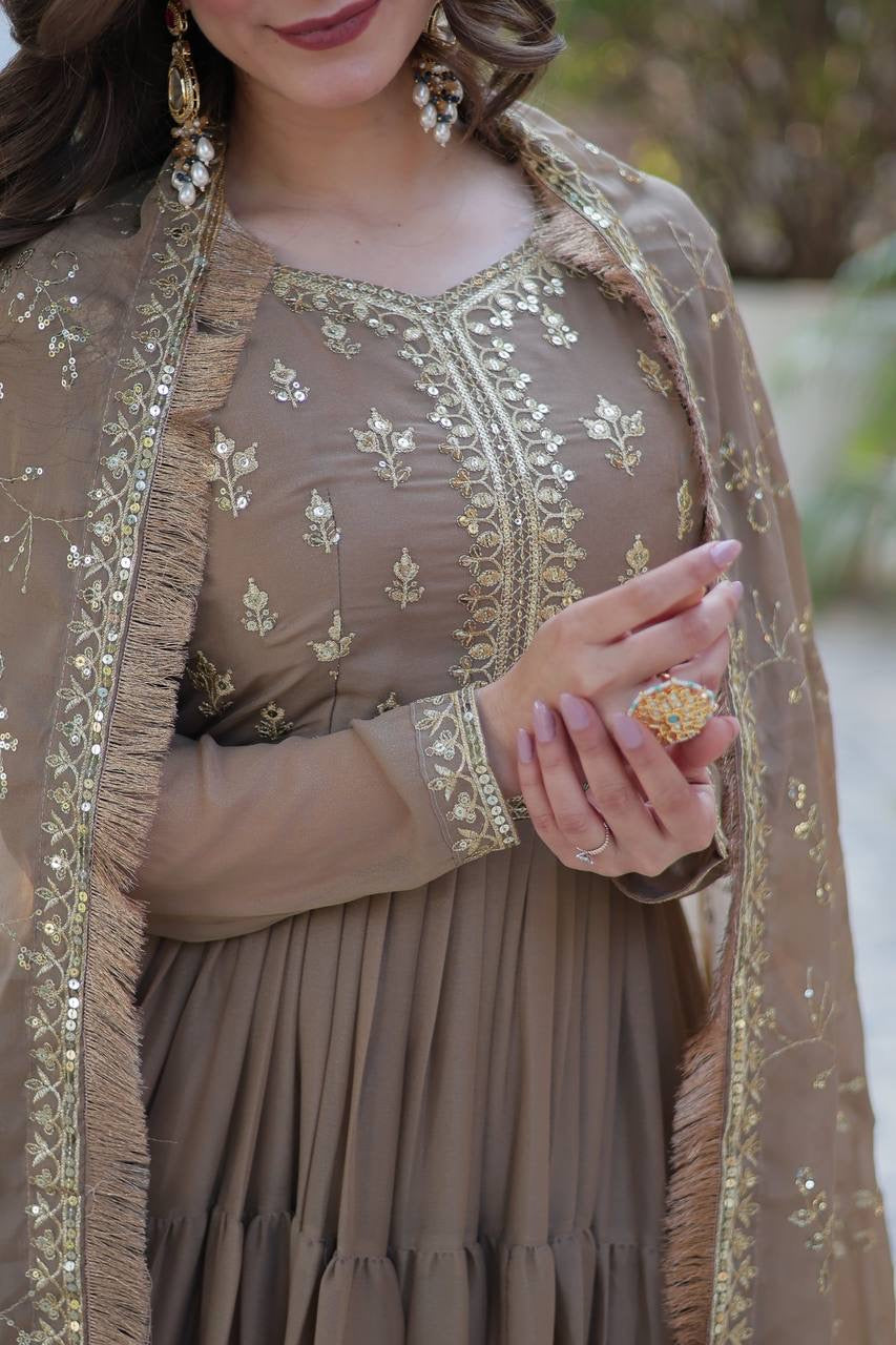 PREMIUM READYMADE GOWN COLLECTIONS 2025, Introducing the Shivtraa Lux Desirable Women's Fully Flair Gown