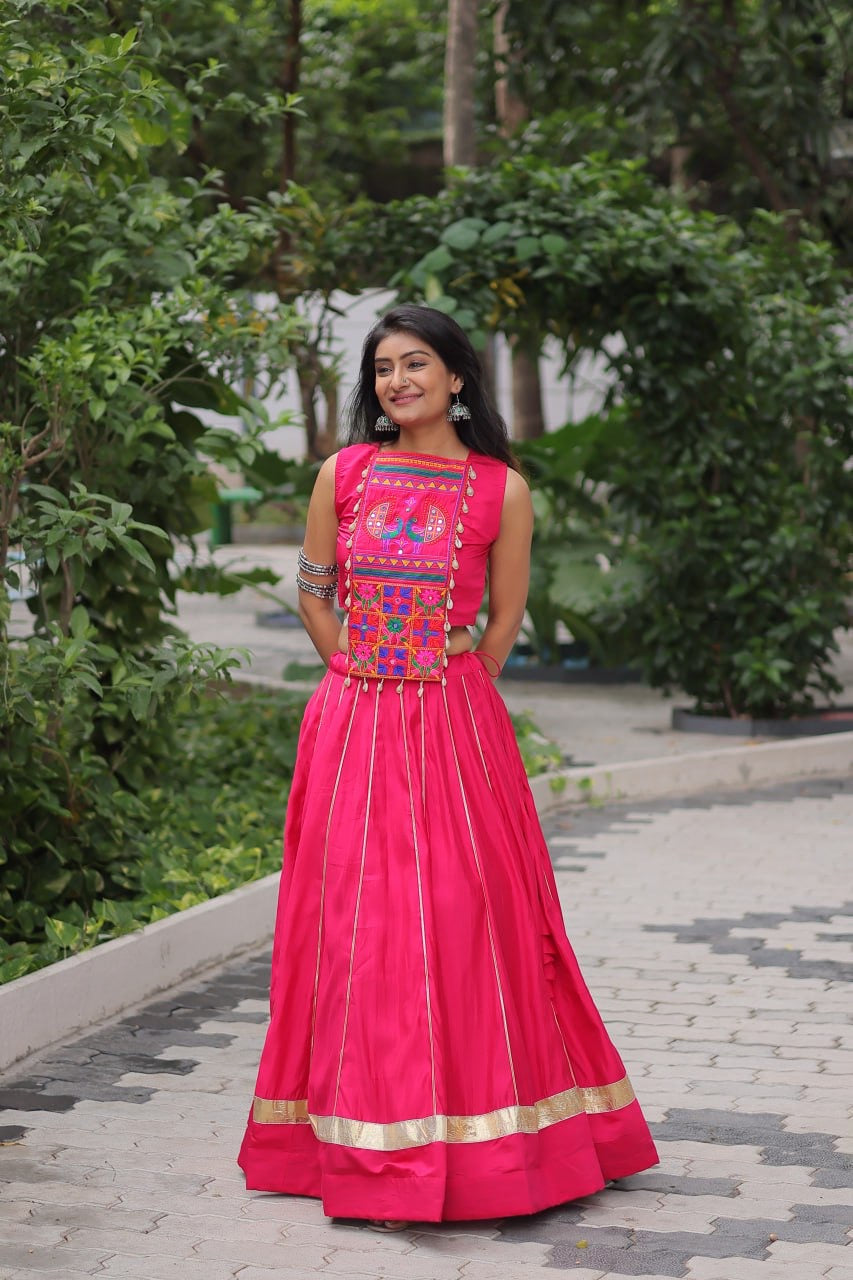 SHIVTRAA DESIGNER NAVRATRI LEHENGA CHOLI COLLECTIONS – 2025