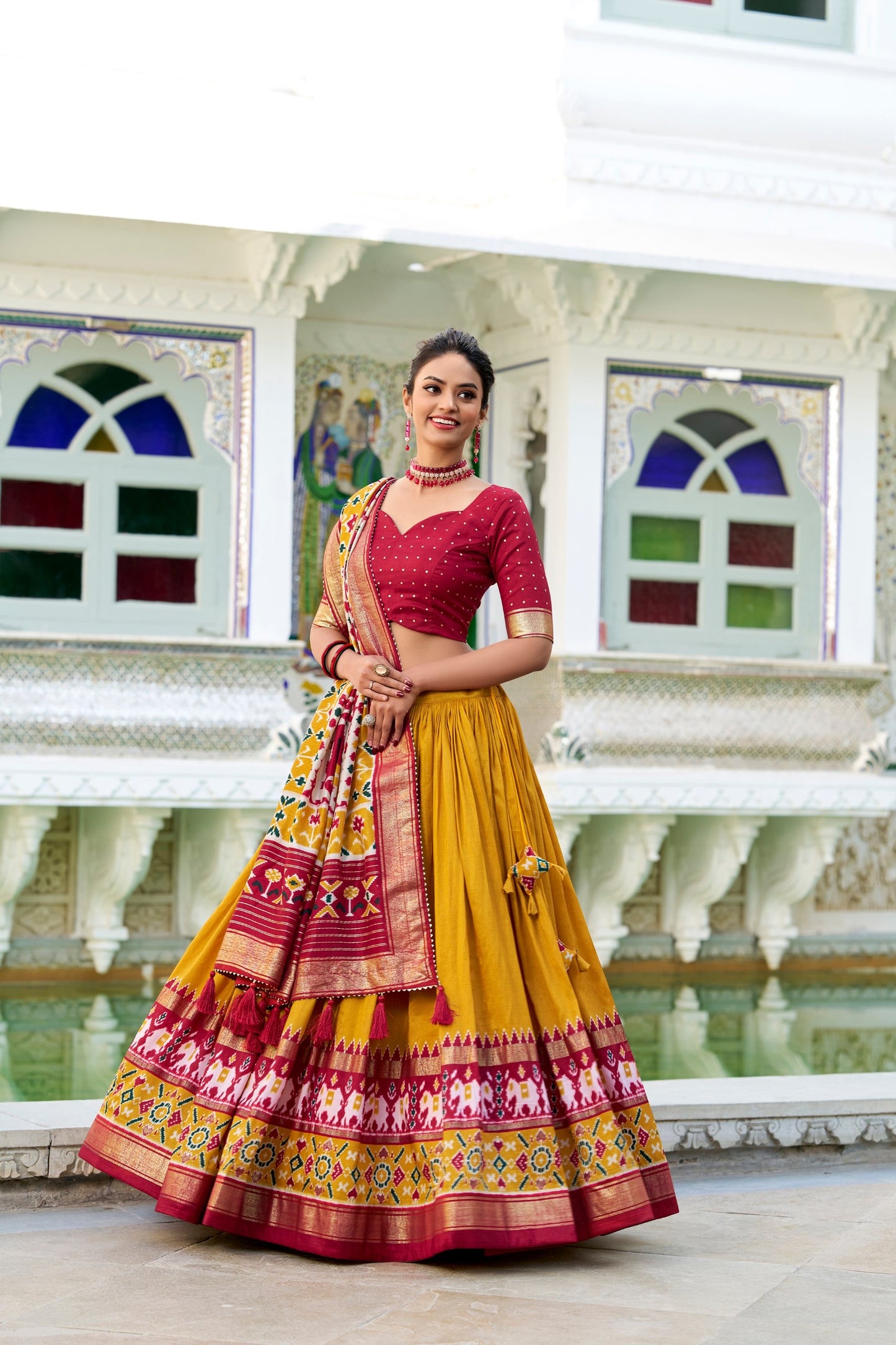 🌷 Shivtraa Lux Presenting Silk Patola Foil Worked Designer Lehenga Choli 🌷