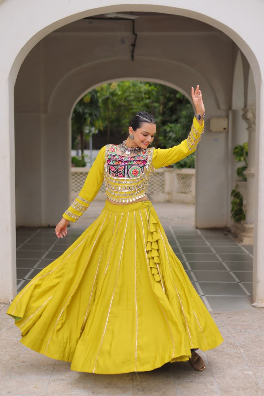 SHIVTRAA’S TOP HIT NAVRATRI LEHENGA CHOLI COLLECTION – 2025 🌟
