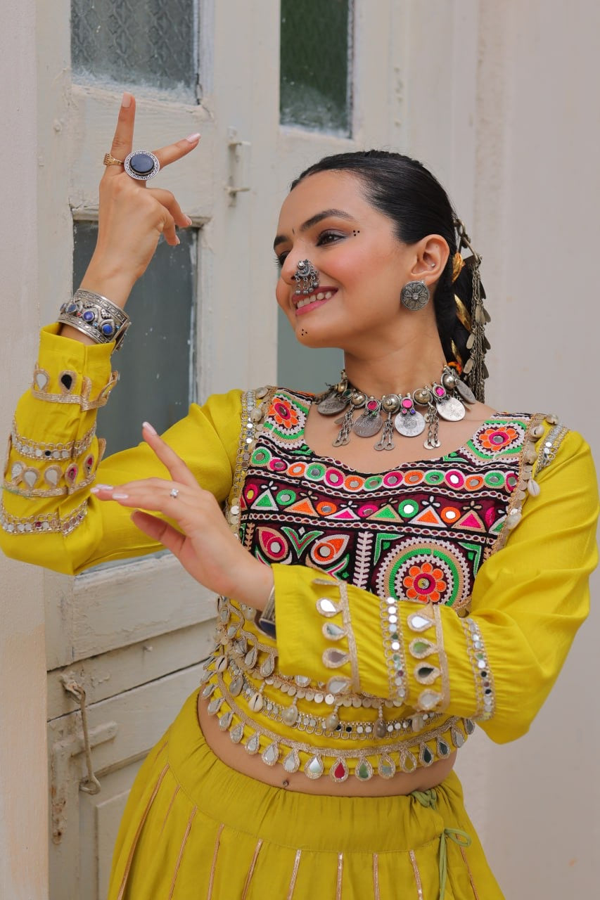 SHIVTRAA’S TOP HIT NAVRATRI LEHENGA CHOLI COLLECTION – 2025 🌟