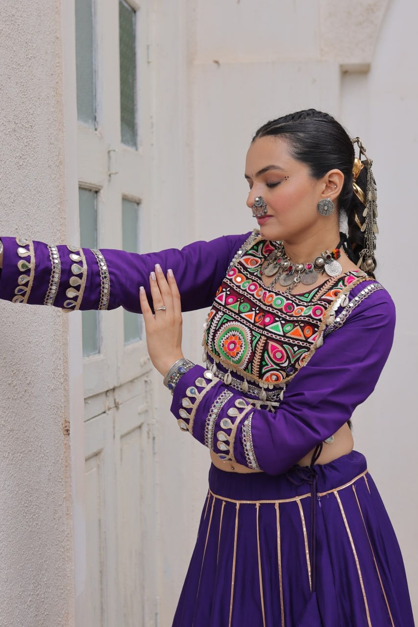 SHIVTRAA’S TOP HIT NAVRATRI LEHENGA CHOLI COLLECTION – 2025 🌟
