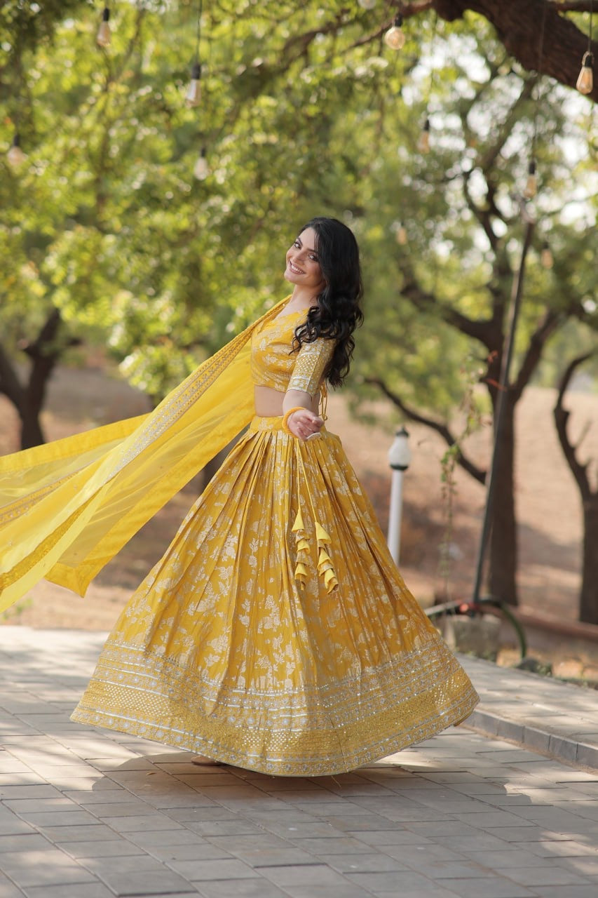 A Wedding Blend Perfect Designer Lehenga Choli To Glam Looks