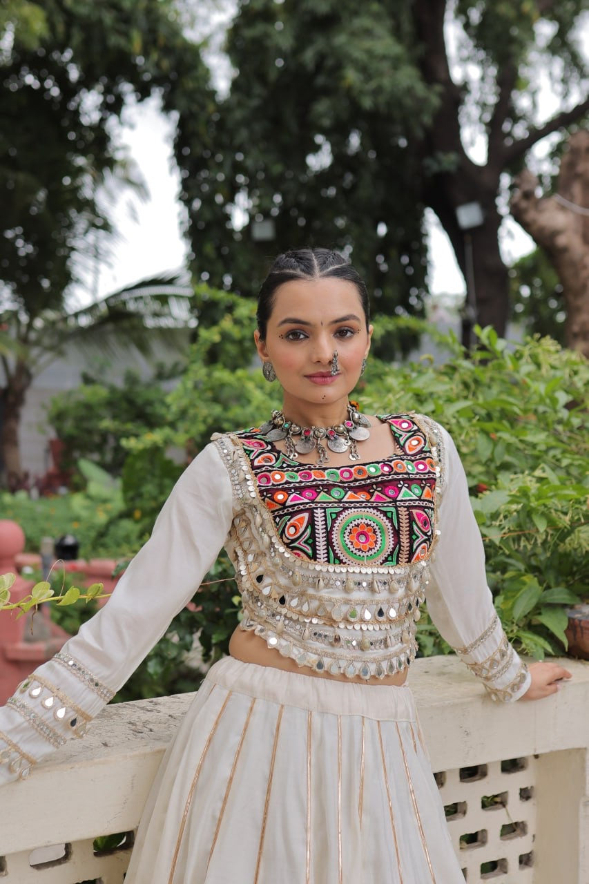 SHIVTRAA’S TOP HIT NAVRATRI LEHENGA CHOLI COLLECTION – 2025 🌟