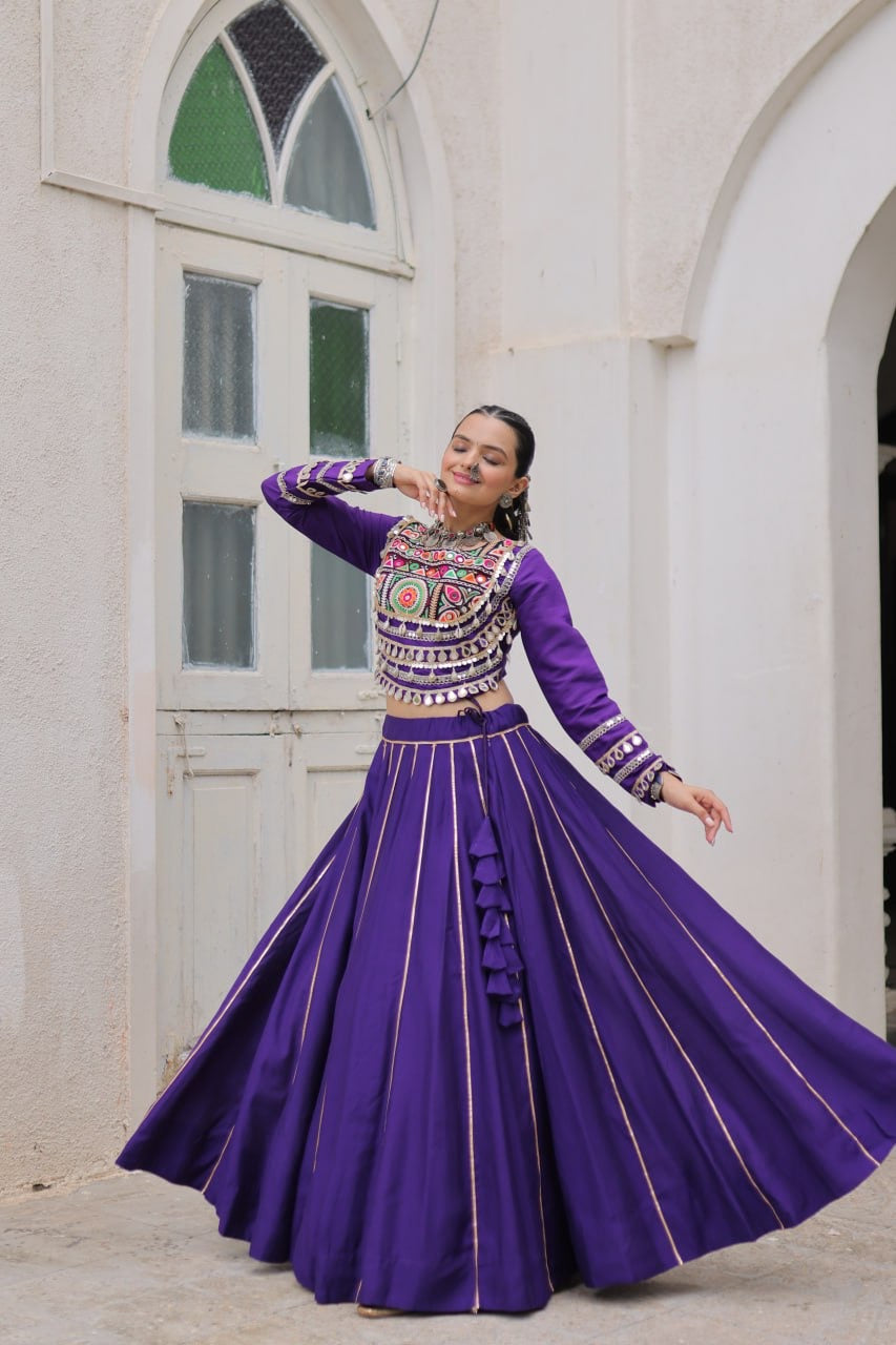 SHIVTRAA’S TOP HIT NAVRATRI LEHENGA CHOLI COLLECTION – 2025 🌟