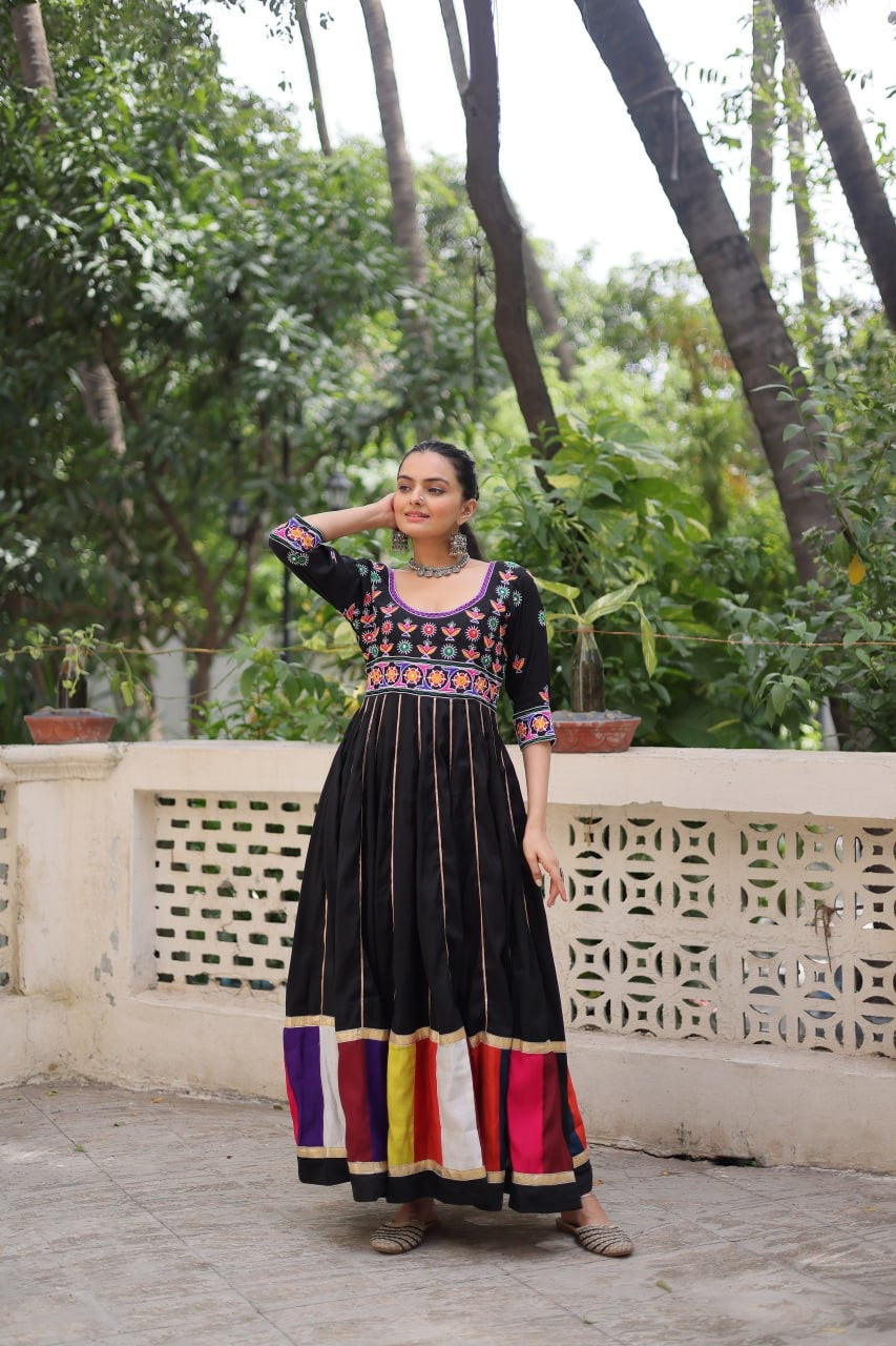 SHIVTRAA DESIGNER NAVRATRI GAMTHI WORKED GOWN COLLECTION BY 2025