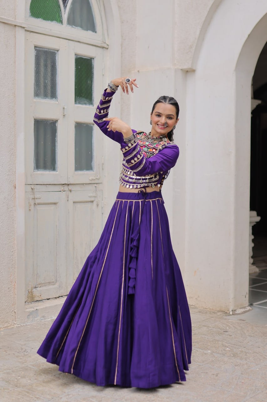 SHIVTRAA’S TOP HIT NAVRATRI LEHENGA CHOLI COLLECTION – 2025 🌟