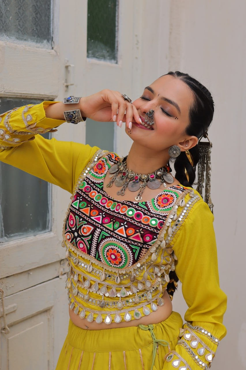 SHIVTRAA’S TOP HIT NAVRATRI LEHENGA CHOLI COLLECTION – 2025 🌟