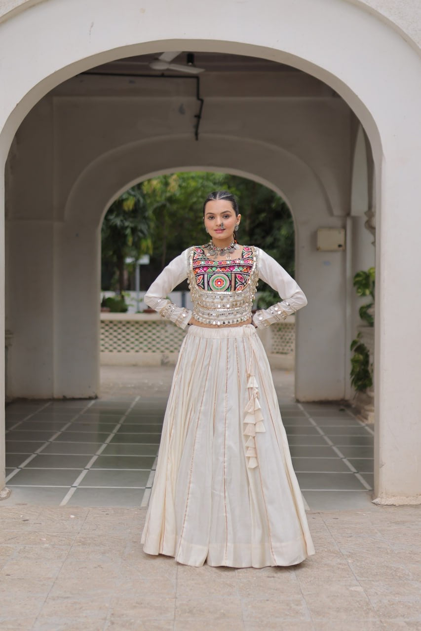 SHIVTRAA’S TOP HIT NAVRATRI LEHENGA CHOLI COLLECTION – 2025 🌟