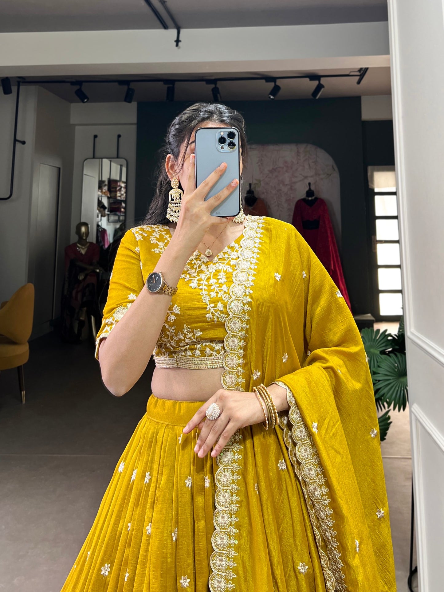 Shivtraa Lux: A Warm Embrace of Mustard and Artistry Designer Outfit