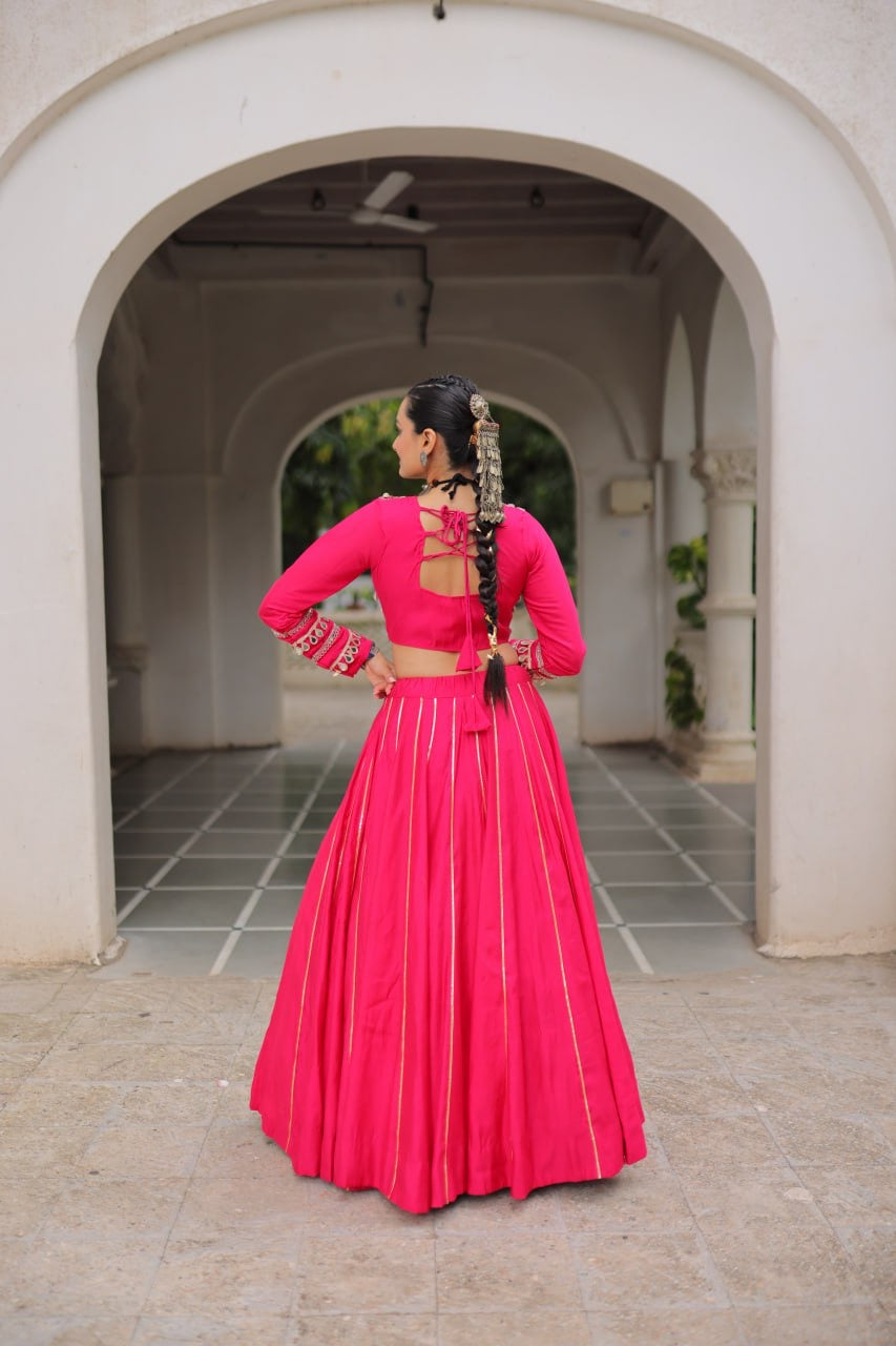 SHIVTRAA’S TOP HIT NAVRATRI LEHENGA CHOLI COLLECTION – 2025 🌟