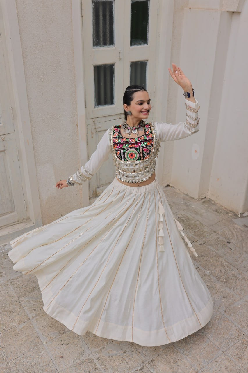 SHIVTRAA’S TOP HIT NAVRATRI LEHENGA CHOLI COLLECTION – 2025 🌟