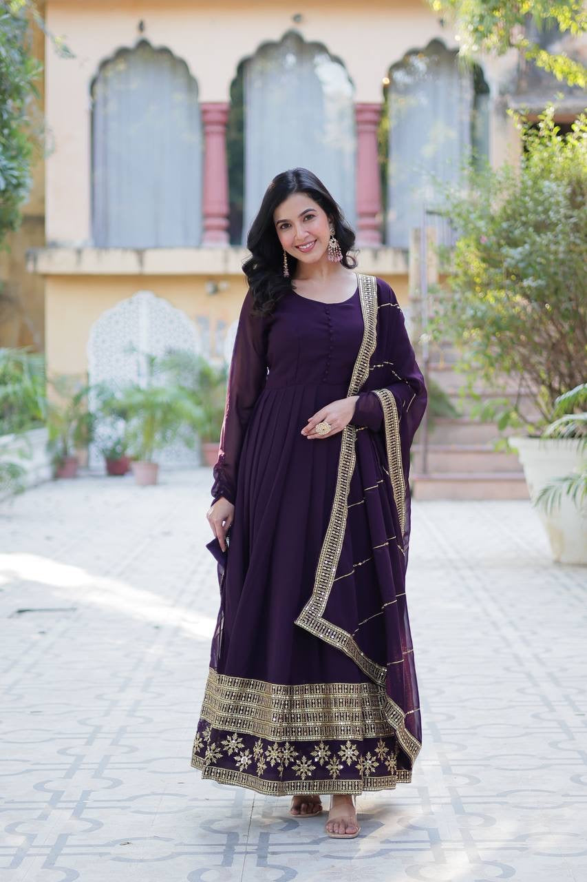 Introducing the Shivtraa Lux Faux Blooming Gown with Dupatta!