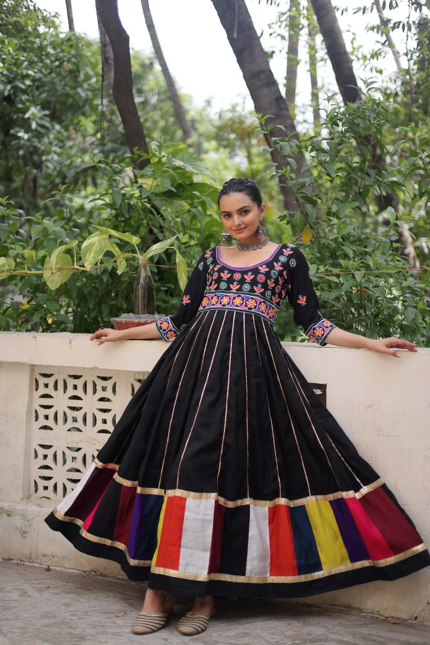 SHIVTRAA DESIGNER NAVRATRI GAMTHI WORKED GOWN COLLECTION BY 2025