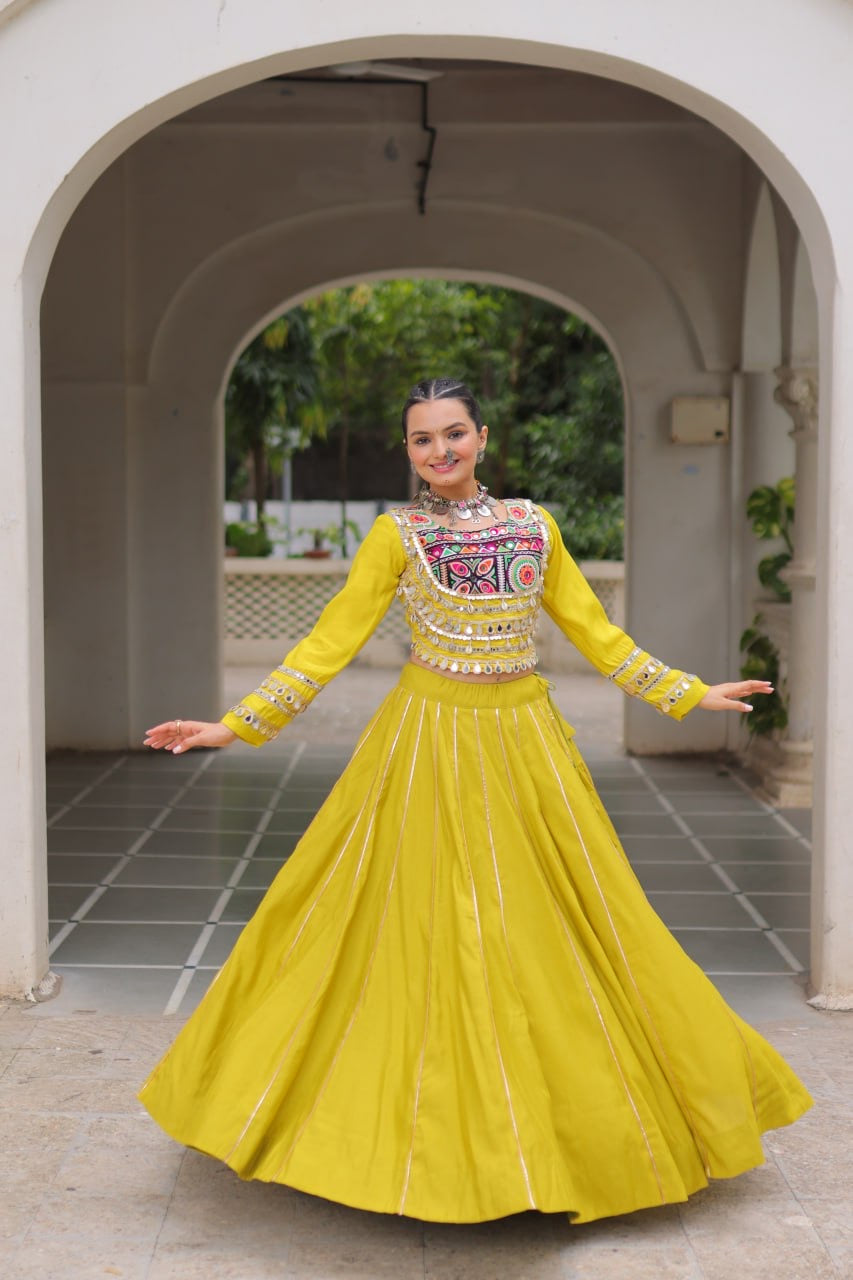 SHIVTRAA’S TOP HIT NAVRATRI LEHENGA CHOLI COLLECTION – 2025 🌟