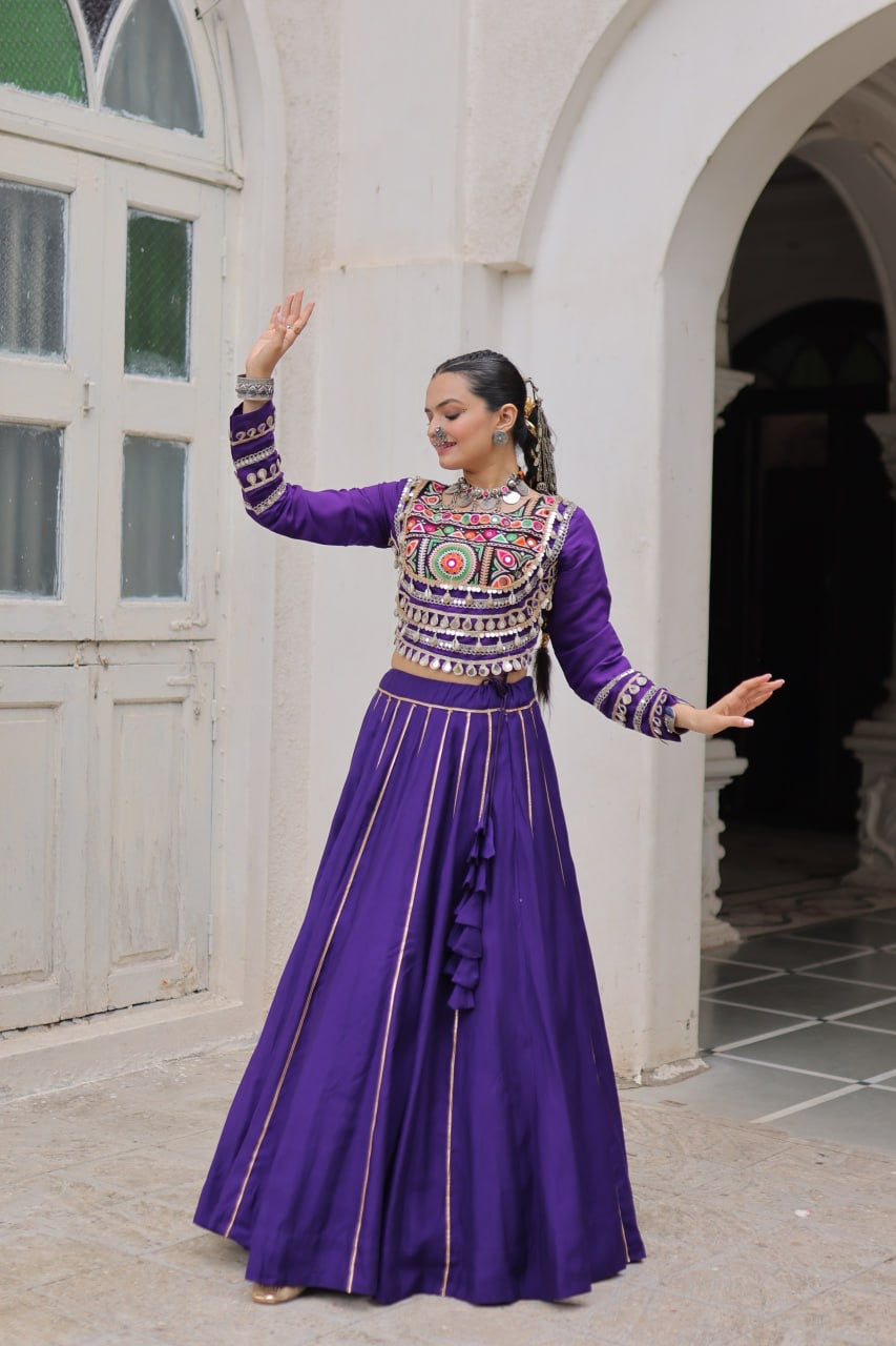 SHIVTRAA’S TOP HIT NAVRATRI LEHENGA CHOLI COLLECTION – 2025 🌟