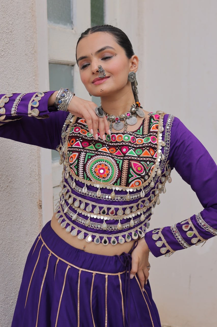 SHIVTRAA’S TOP HIT NAVRATRI LEHENGA CHOLI COLLECTION – 2025 🌟
