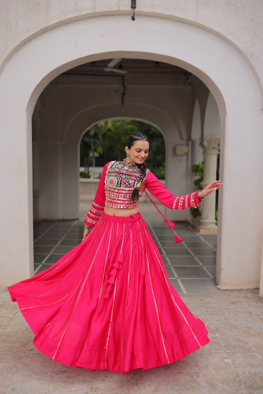 SHIVTRAA’S TOP HIT NAVRATRI LEHENGA CHOLI COLLECTION – 2025 🌟