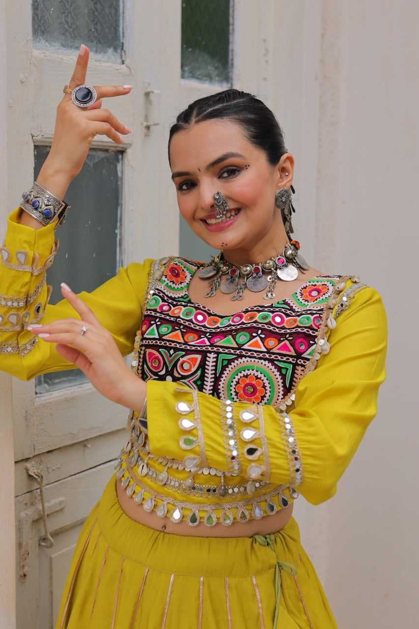 SHIVTRAA’S TOP HIT NAVRATRI LEHENGA CHOLI COLLECTION – 2025 🌟