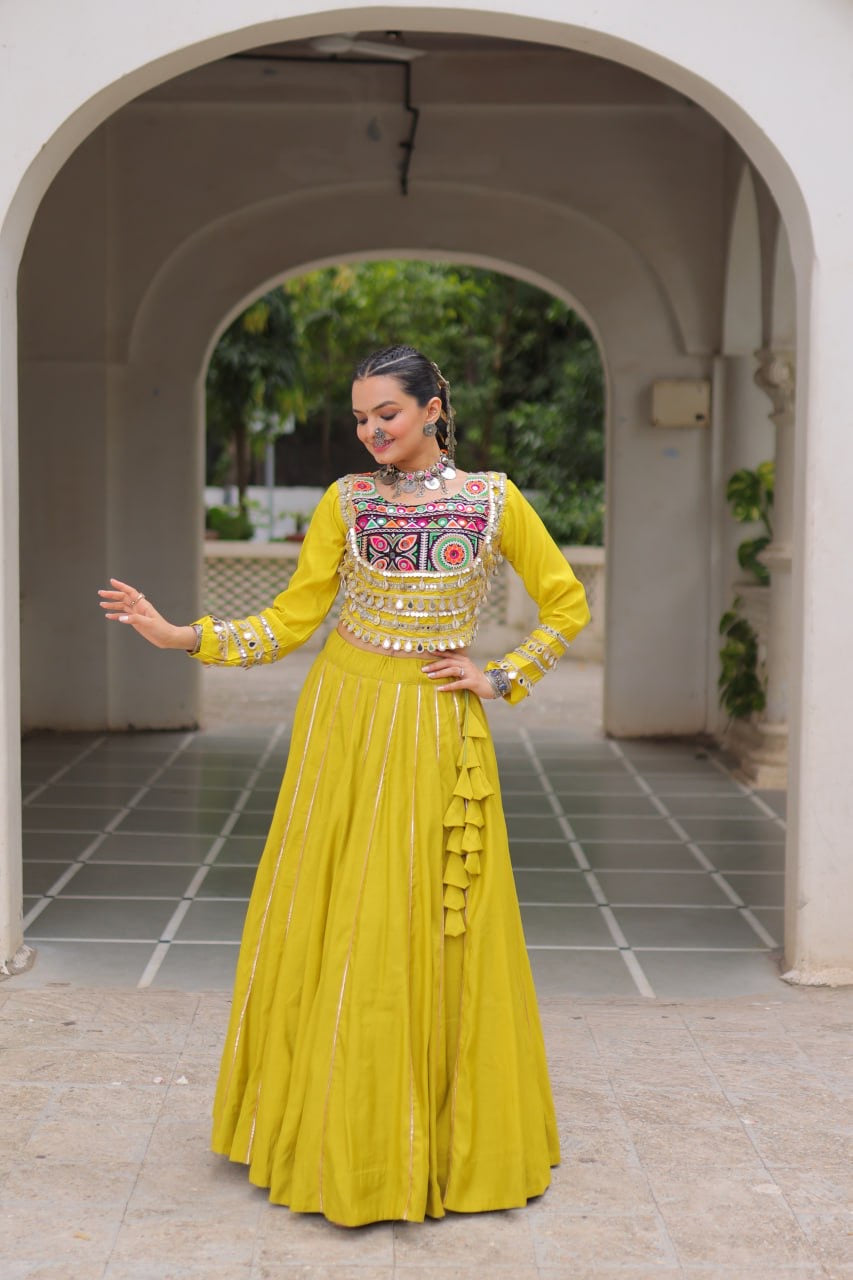 SHIVTRAA’S TOP HIT NAVRATRI LEHENGA CHOLI COLLECTION – 2025 🌟