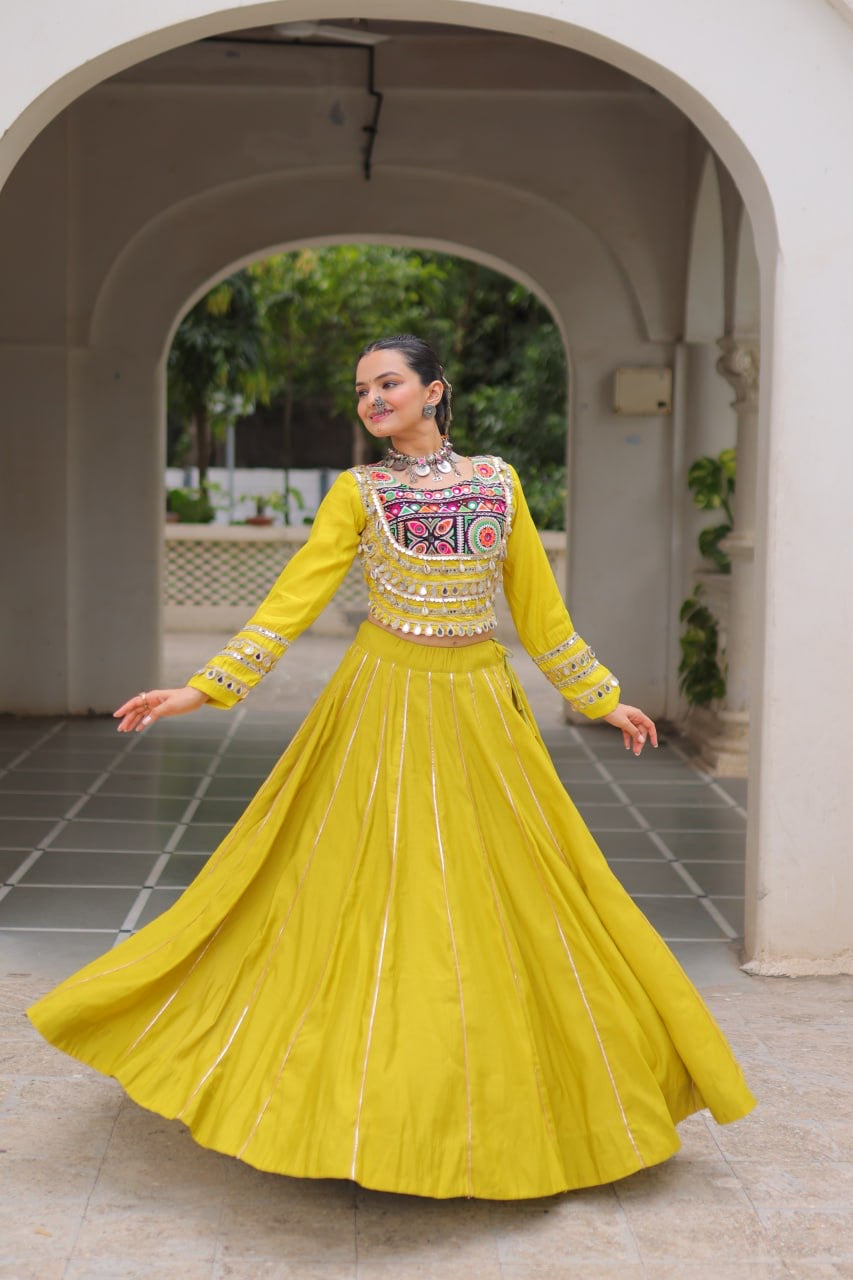 SHIVTRAA’S TOP HIT NAVRATRI LEHENGA CHOLI COLLECTION – 2025 🌟