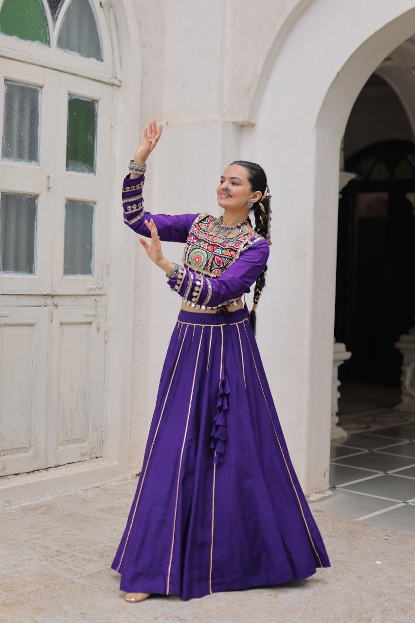 SHIVTRAA’S TOP HIT NAVRATRI LEHENGA CHOLI COLLECTION – 2025 🌟